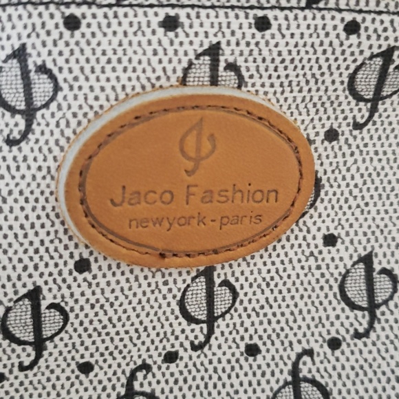 Jaco fannypack Or Crossbody - Picture 3 of 8